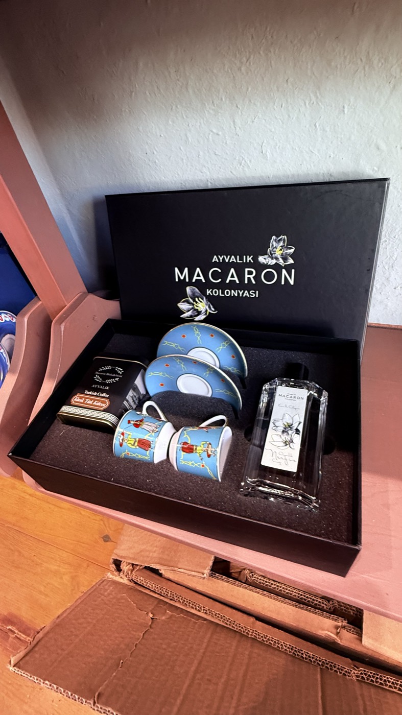 Macaron Kolonyacısı koku ve kahve seçkisi 3