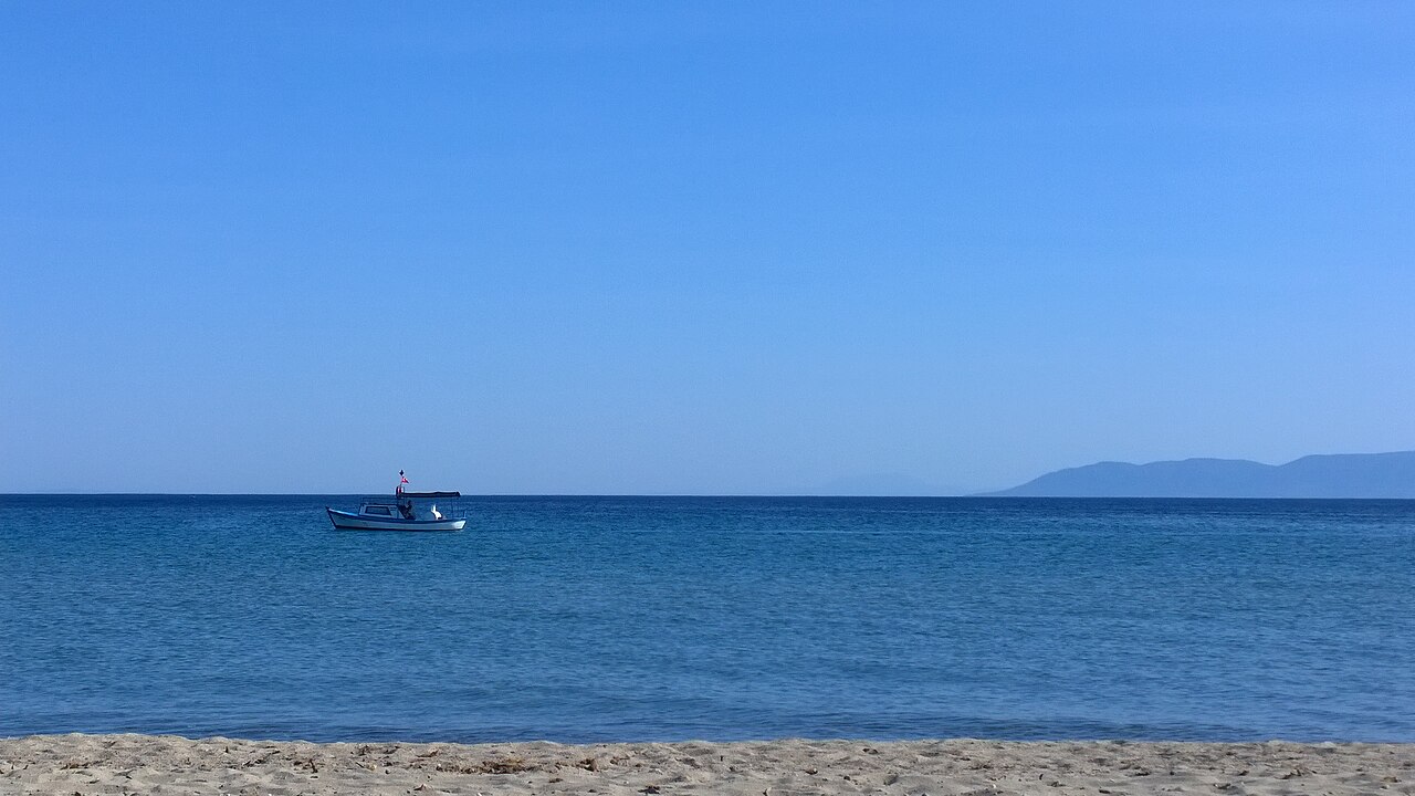 Sarımsaklı Plajı ve Ege Denizi